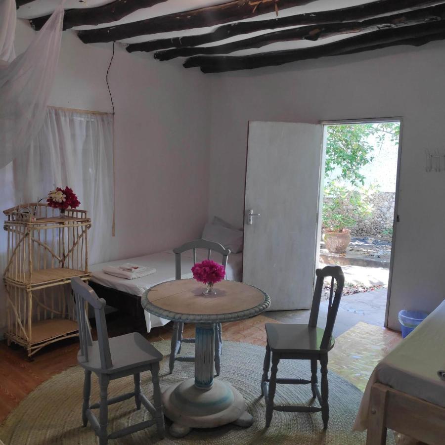 Sunny Garden Rooms Watamu Exterior foto