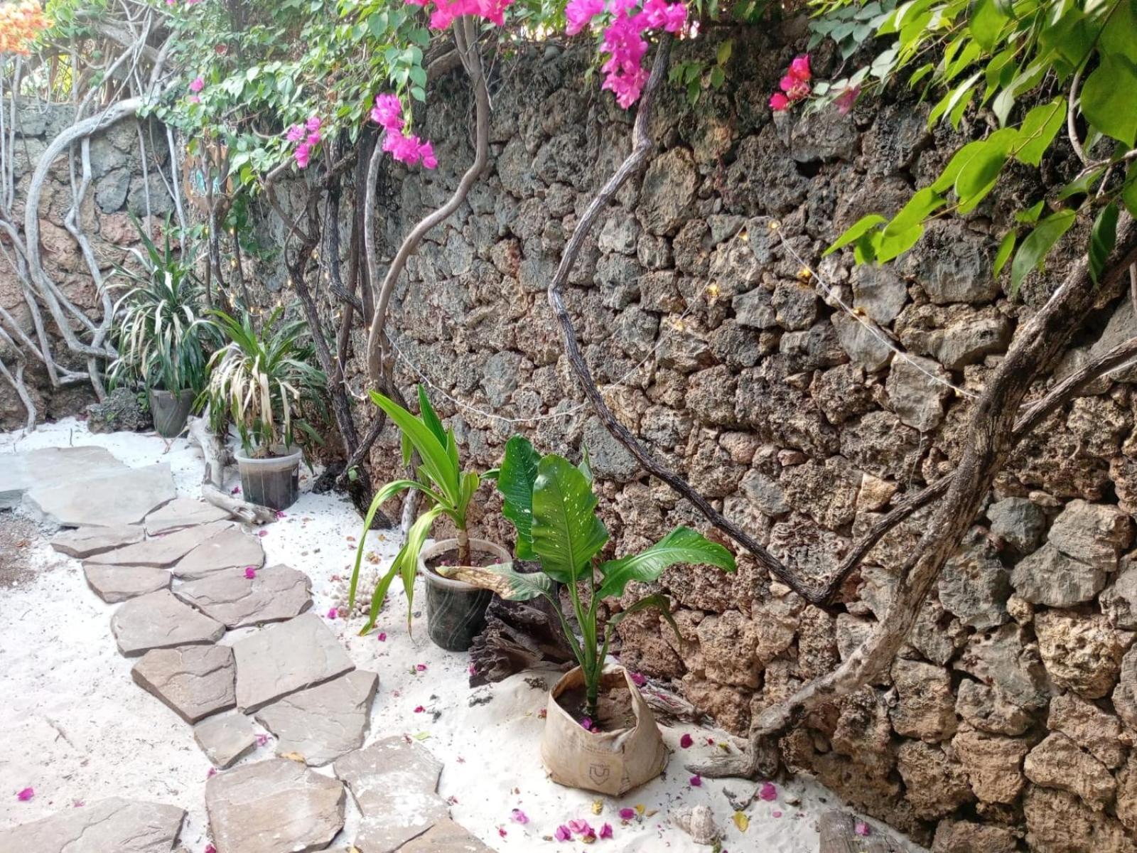 Sunny Garden Rooms Watamu Exterior foto