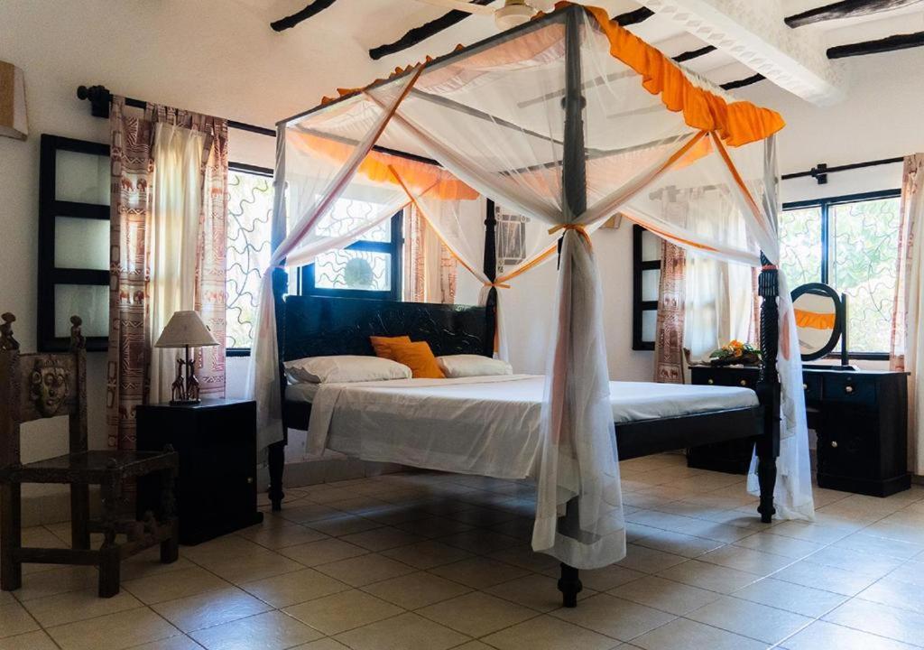 Sunny Garden Rooms Watamu Exterior foto